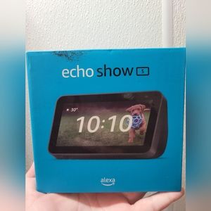 Amazon Alexa Echo Show 5 5.5” touchscreen, 2MP camera, Bluetooth, etc